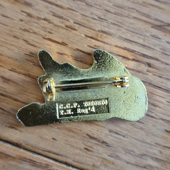 Buddy Holly Story Metal Pin Lapel Pin Gold - Picture 4 of 10